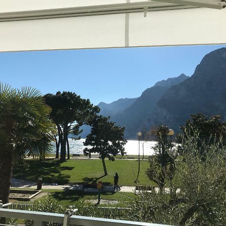 Appartement Lago Blu Ρίβα ντελ Γκάρντα Εξωτερικό φωτογραφία