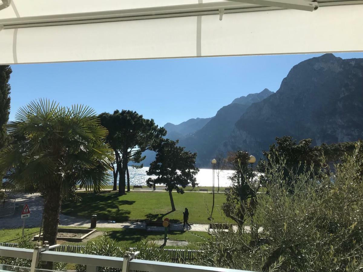 Appartement Lago Blu Ρίβα ντελ Γκάρντα Εξωτερικό φωτογραφία