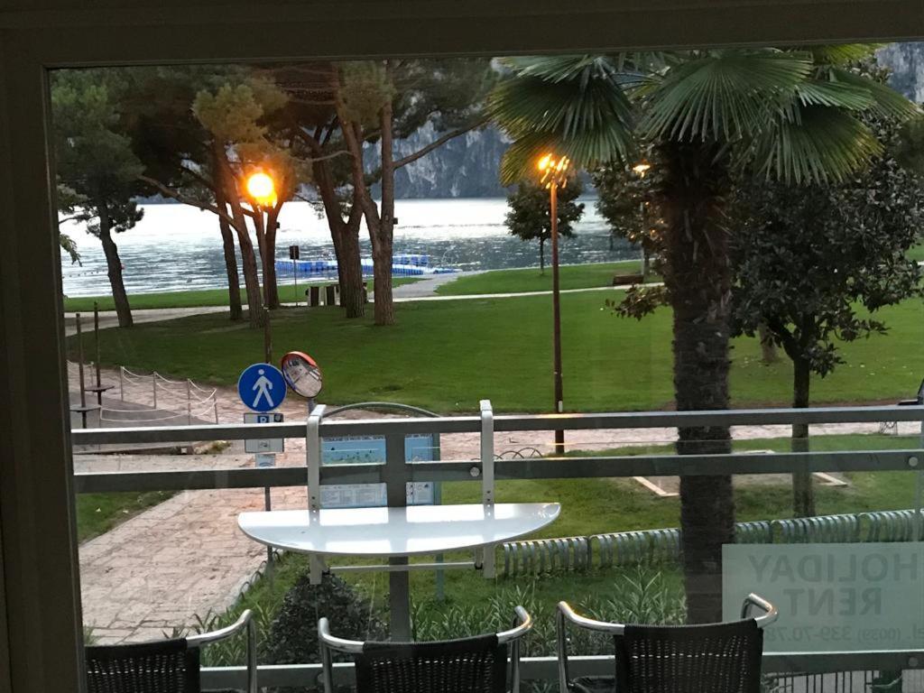 Appartement Lago Blu Ρίβα ντελ Γκάρντα Εξωτερικό φωτογραφία